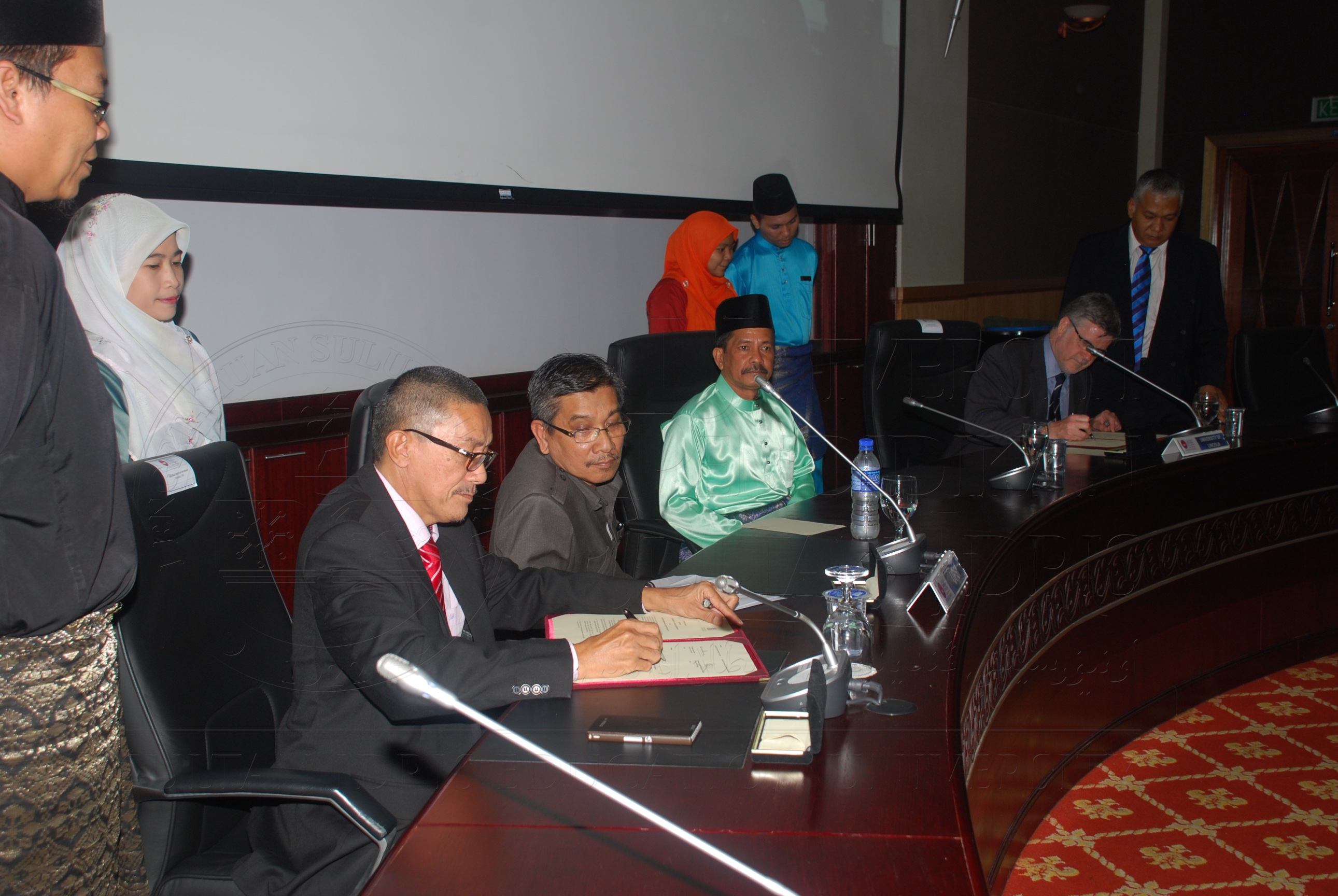 PRO15 134 LOI DSC 0659